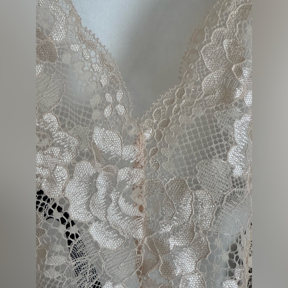 Oh La La Cheri Paris Willow Lace Thong Teddy- One Size - Picture 6 of 12